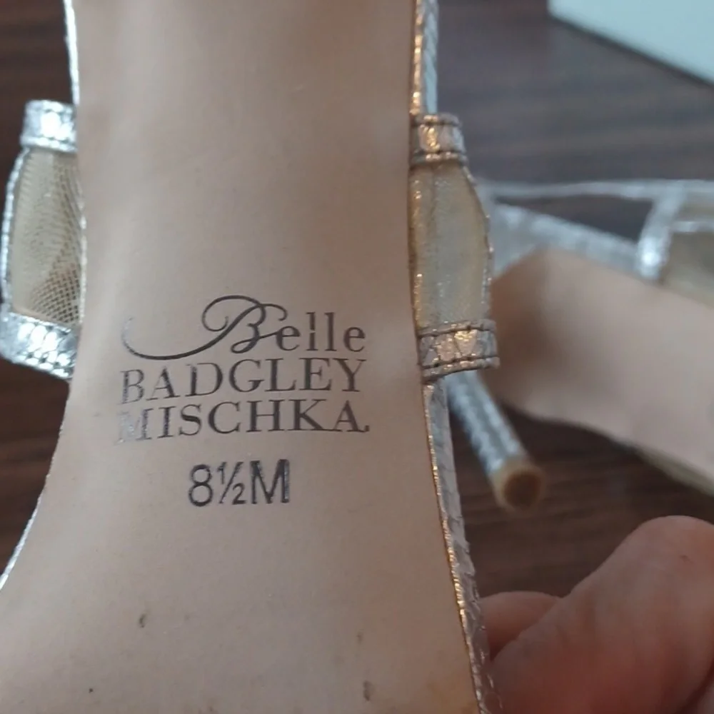 Rare Badgley Mischka strappy sandals, silver, 4